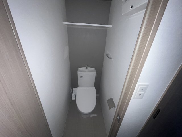 【神戸市兵庫区佐比江町のマンションのトイレ】