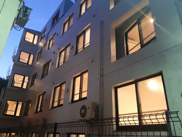 東京都中野区新井５（マンション）の賃貸物件の外観