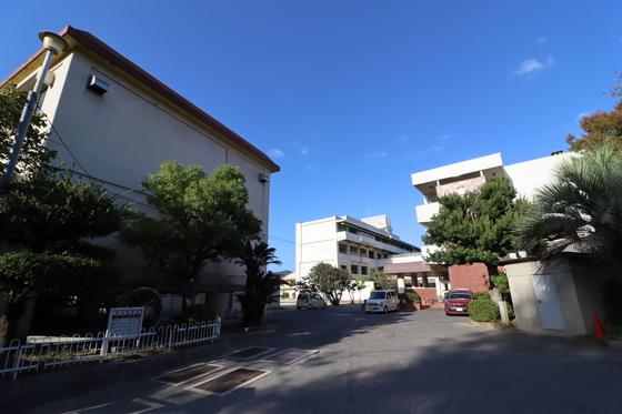 【広島市安芸区矢野西のマンションの小学校】