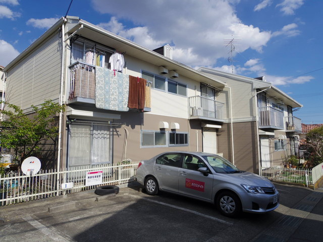 パインヒル東生田の建物外観