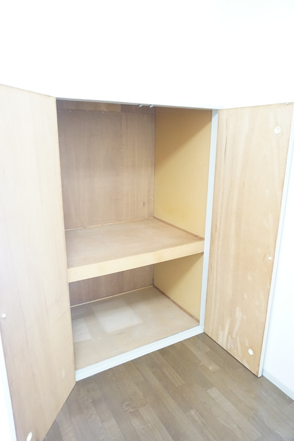 収納　【洋室の収納】