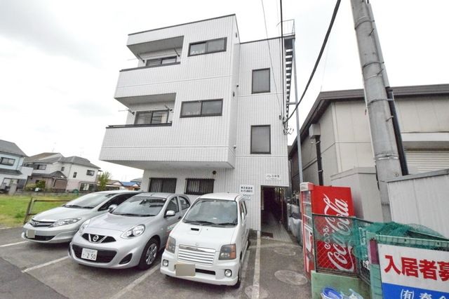 八王子市諏訪町のマンションの建物外観