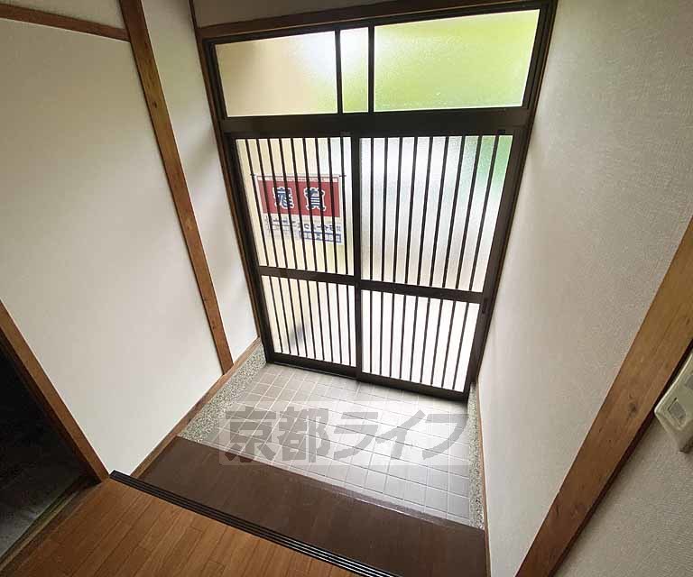 玄関　スペースに余裕があります