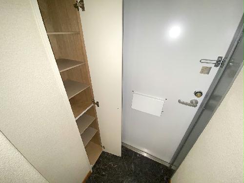 玄関　シューズボックス