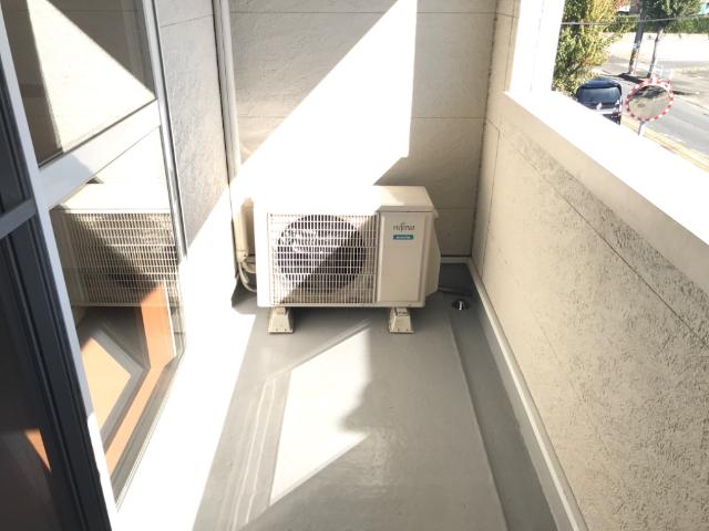 バルコニー　ベランダ