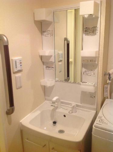 洗面設備　備品や設備仕様は号室等により異なるため現地をご確認ください。