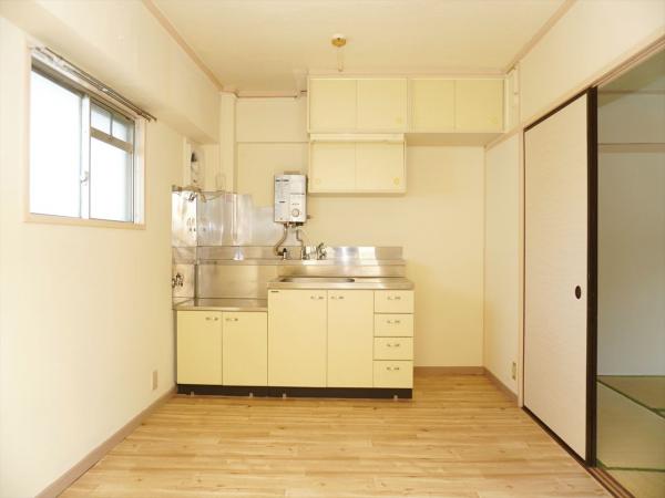 居室・リビング　内装