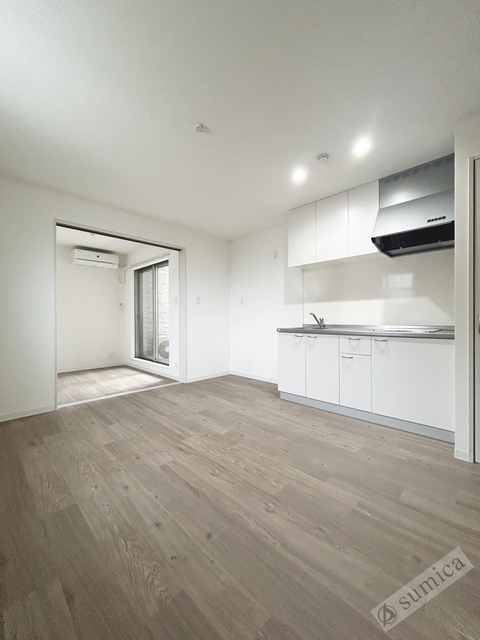 居室・リビング　扉を開ければこの解放感＾０＾さぁどう使いましょうか。。。