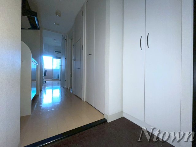 玄関　落ち着いた玄関です