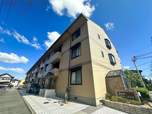 建物外観　外観タイル貼りの綺麗な外観です