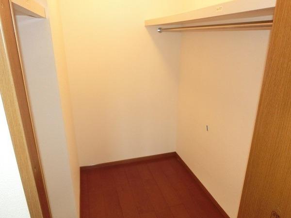 収納　ウォークインクローゼット！