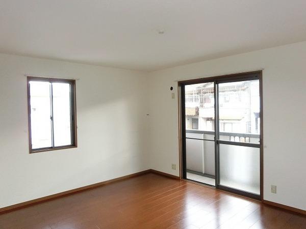 居室・リビング　広々リビング！