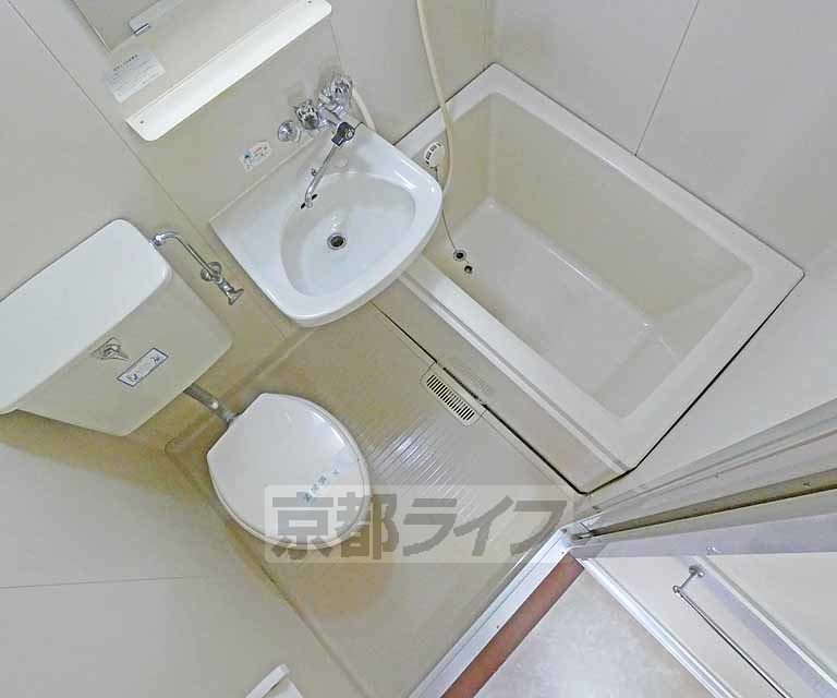 バス・シャワールーム　バスです