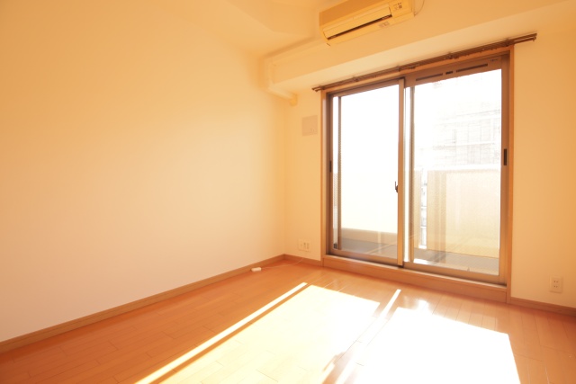 居室・リビング　※別室の参考写真の為、現況優先です。