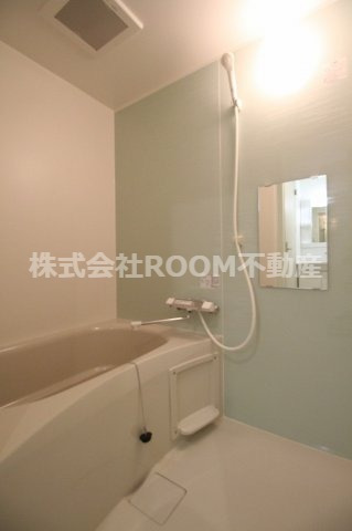 バス・シャワールーム　きれいなお風呂です