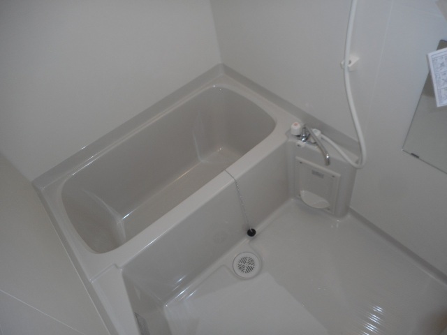 バス・シャワールーム　同物件別号室の写真です。