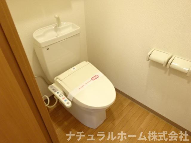 トイレ　シャワー付トイレ