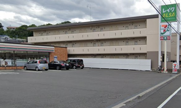 コンビニ　セブンイレブン（コンビニ）まで4069m