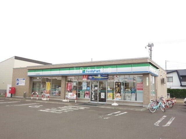 コンビニ　ファミリーマート江別大麻新町店（コンビニ）まで580m