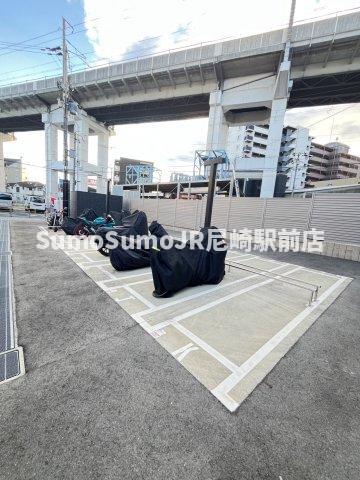 駐車場　車をお持ちの方に嬉しい駐車場付きの物件です