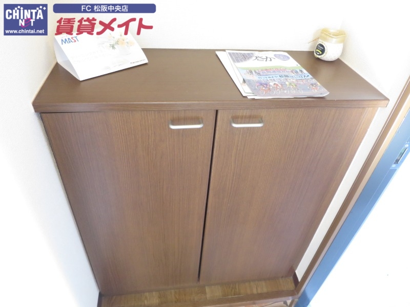 玄関　同型参考写真