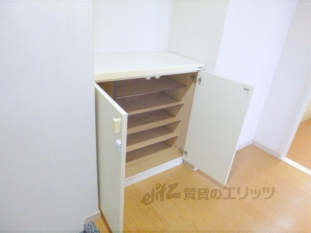 収納　下駄箱