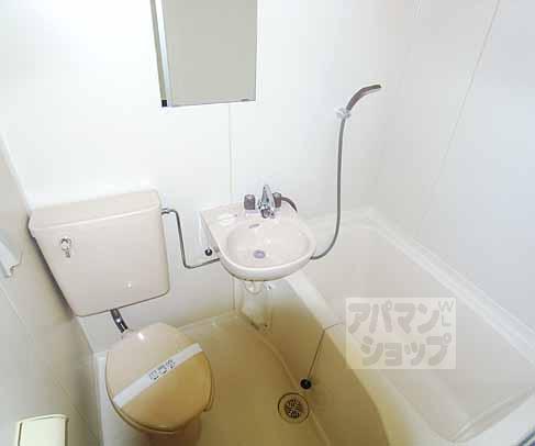 バス・シャワールーム　ユニットバスタイプ