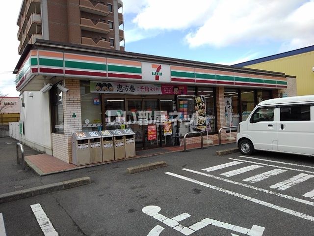 コンビニ　セブンイレブン 久留米東合川5丁目店（コンビニ）まで1074m