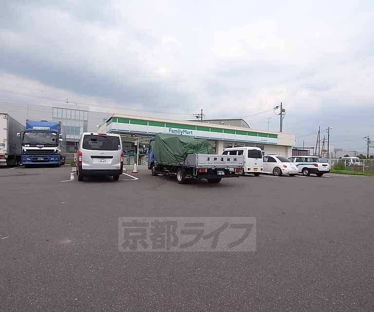 コンビニ　ファミリーマート　上奈良工業団地店（コンビニ）まで208m