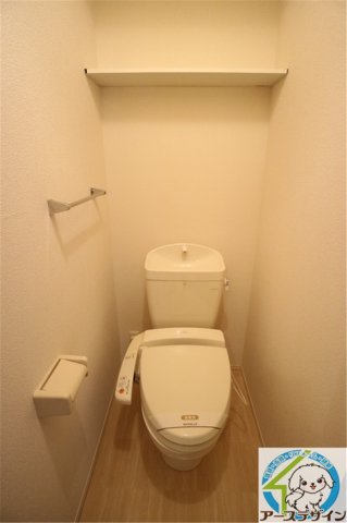 トイレ　パース写真