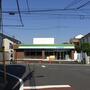 コンビニ　ファミリーマート 杉並宮前五丁目店（コンビニ）まで671m