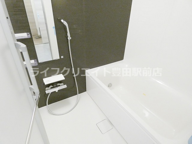 バス・シャワールーム　※同ハウスメーカー施工（イメージ）