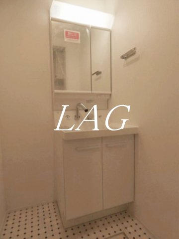 洗面設備　洗面台です。