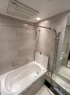 バス・シャワールーム　バス