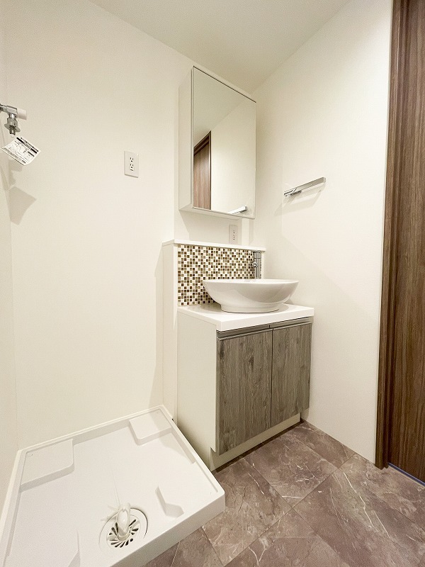 洗面設備　広い洗面スペース