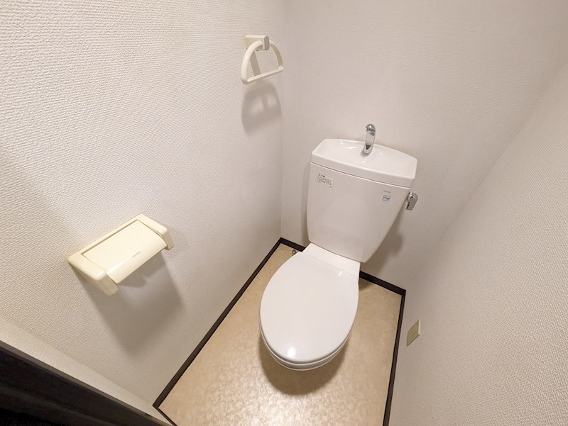 リーガルコート塚口のトイレ写真