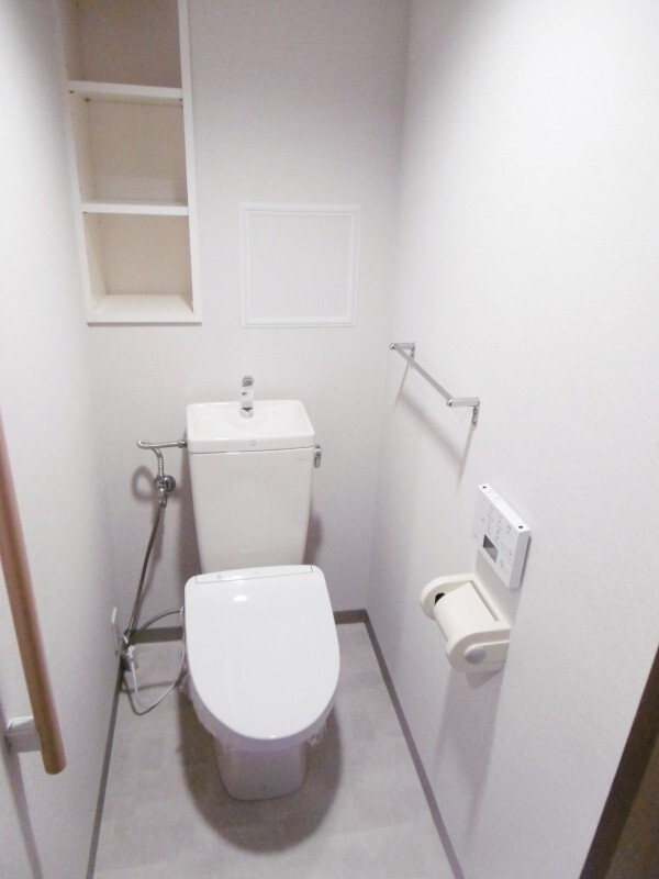 トイレ　トイレ