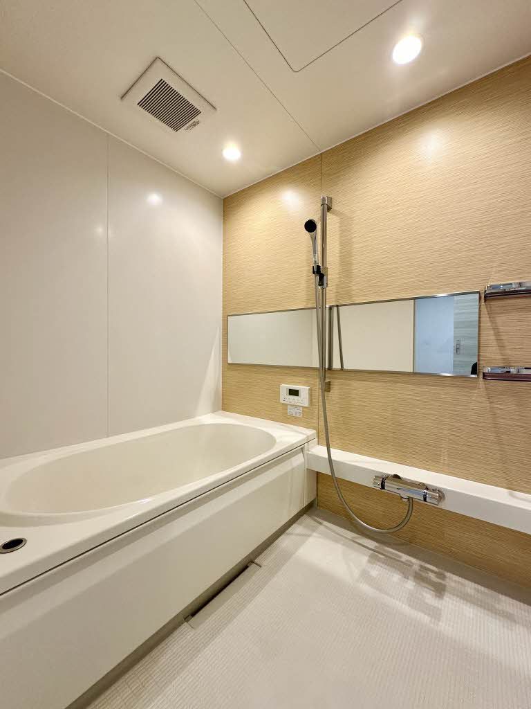 バス・シャワールーム　浴室