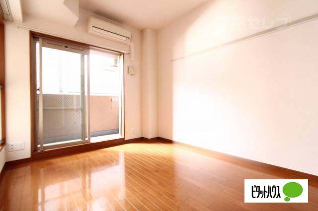 居室・リビング　反転タイプ