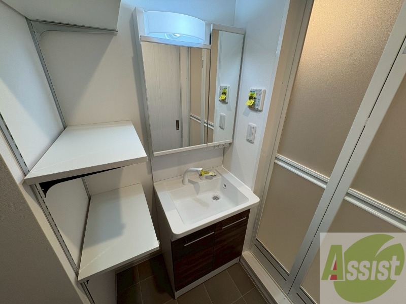 洗面設備　シャンプードレッサーで身支度もラクラクです！