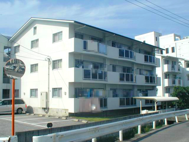 建物外観　2009年2月撮影