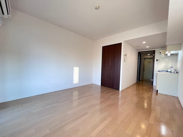 居室・リビング　別号室の写真です