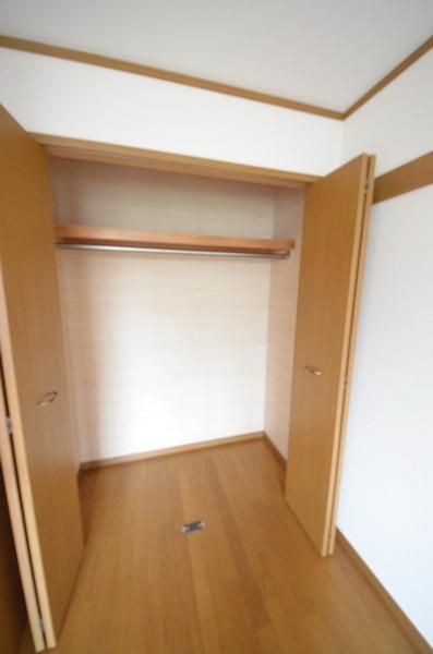 収納　☆大き目な収納ですよ☆