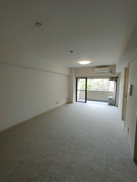 居室・リビング　＊ＬＤ１３．３帖※前回募集時の写真です。