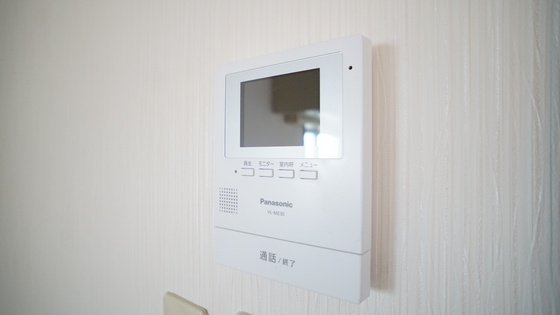 セキュリティ　モニター付きインターホン