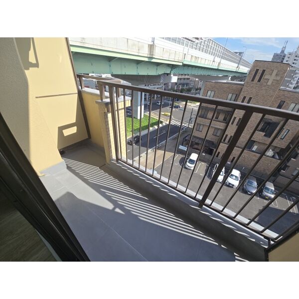 バルコニー　別室の参考写真です。※現況優先