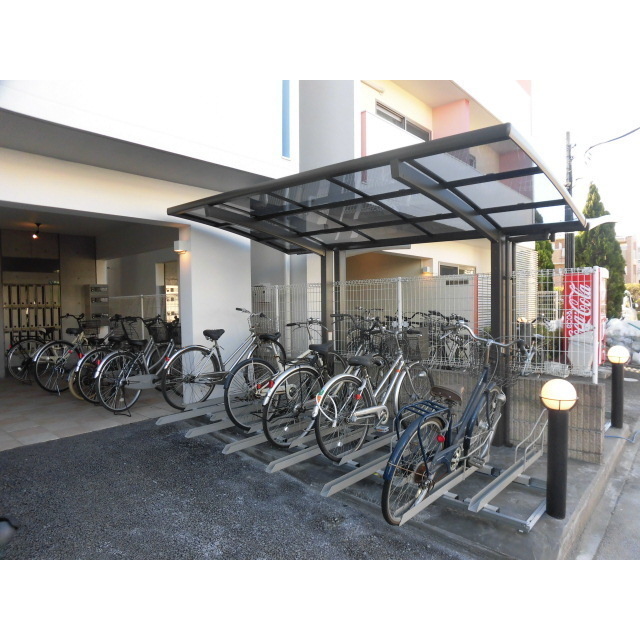 ロビー　★駐輪場★