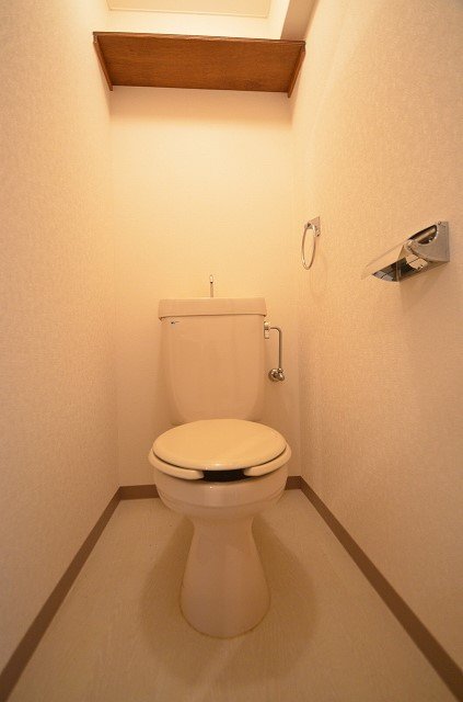 トイレ　別号室の写真です