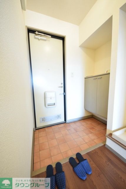 玄関　お問合せはタウンハウジングまで！※現地待合わせ相談可能
