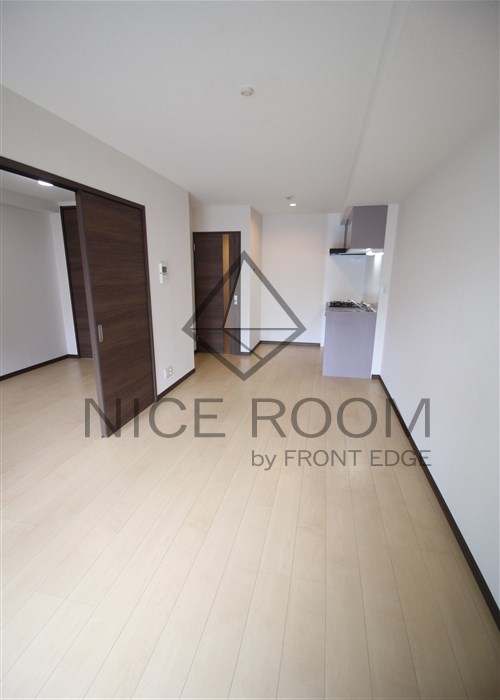 居室・リビング　ゼンラフォーレ玉造　リビング